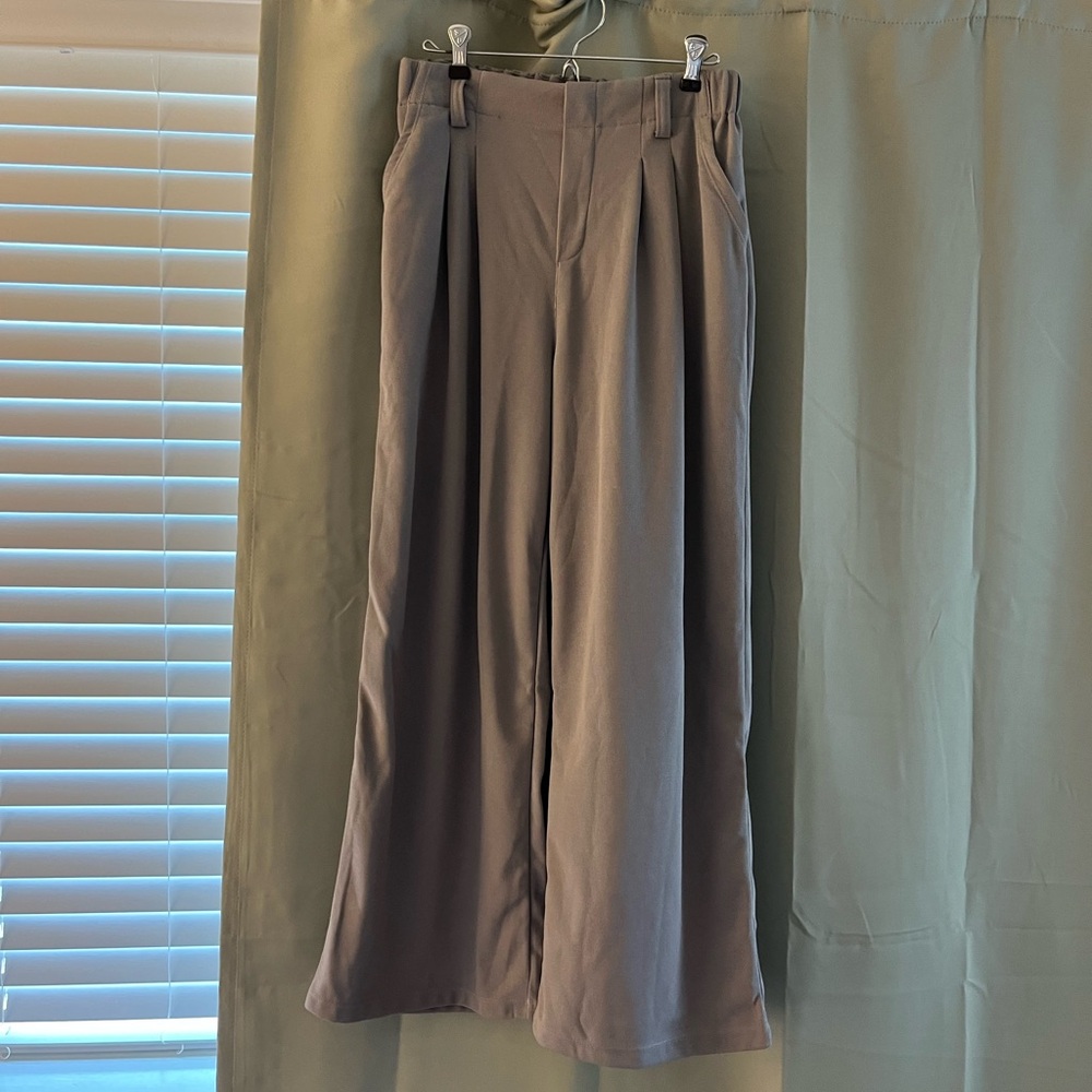 Halara High Waisted Plicated Side Pocket Wide Leg Waffle Work Pants